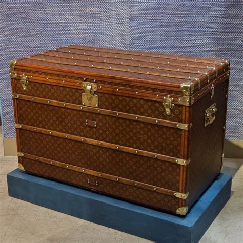 louis vuitton monogram trunk.